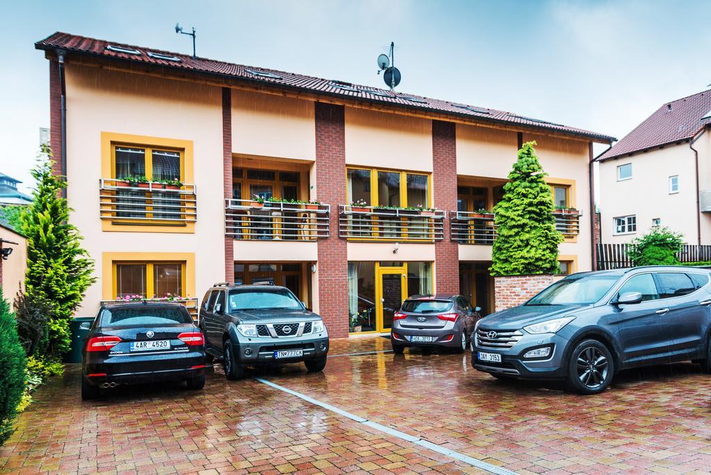 Hotel City Pardubice Room photo